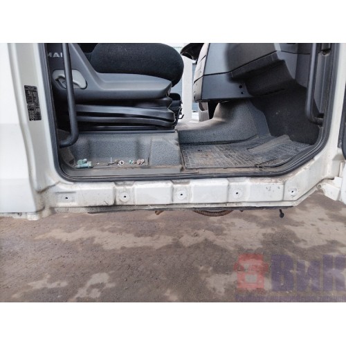 Кабина MAN TGX 2013г (в сборе без ЭБУ) 052265 широкая средняя (828), -11