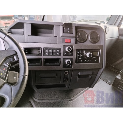 Кабина Renault T 2016г (в сборе без ЭБУ) 005496 высокая (764), -1