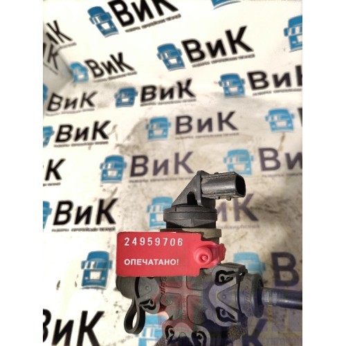 Датчик давления воздуха в пневмоподушках Renault T 017895 в сборе с фитингом (706), 22677703-2