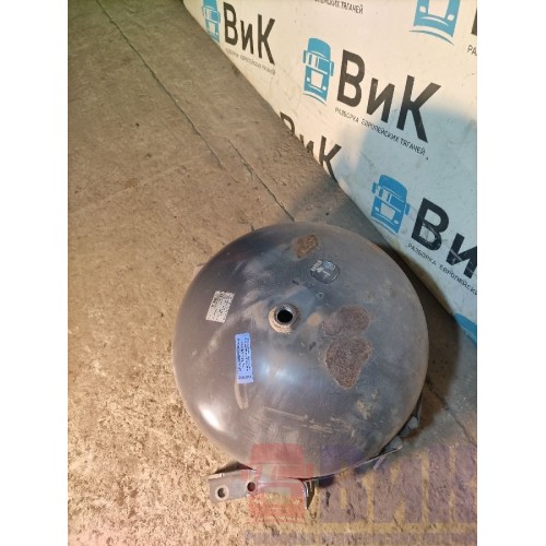 Ресивер 39л Renault T 017895 в сборе с кронштейнами (075), 7421187795-3