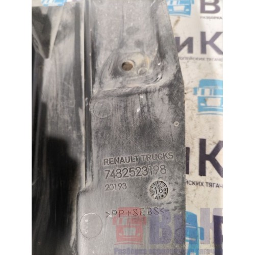 Накладка капота Renault T 017895 (515), 7482523198-1