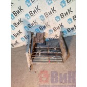 Ящик АКБ Renault T 017895 в сборе (506)