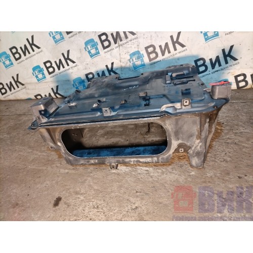 Ящик инструментальный Renault T 005496 RH (145), 82226073-3