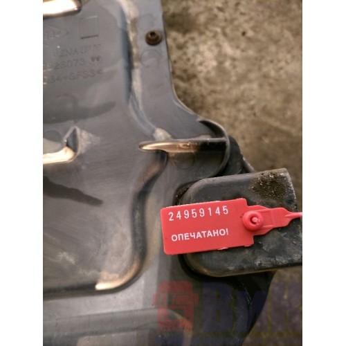 Ящик инструментальный Renault T 005496 RH (145), 82226073-1