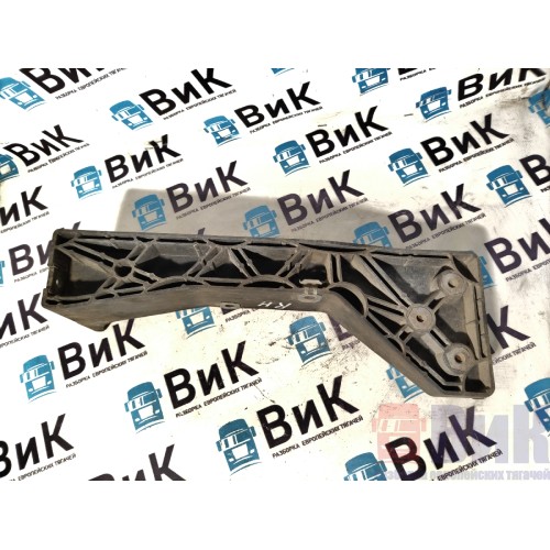 Кронштейн бампера MAN TGX 052300 RH (968), 81416140016-4