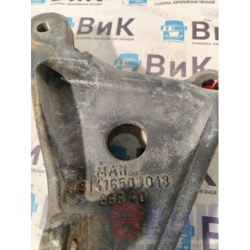 Кронштейн усилителя бампера 3 уха MAN TGX 052300 RH (813), 81416503018-4