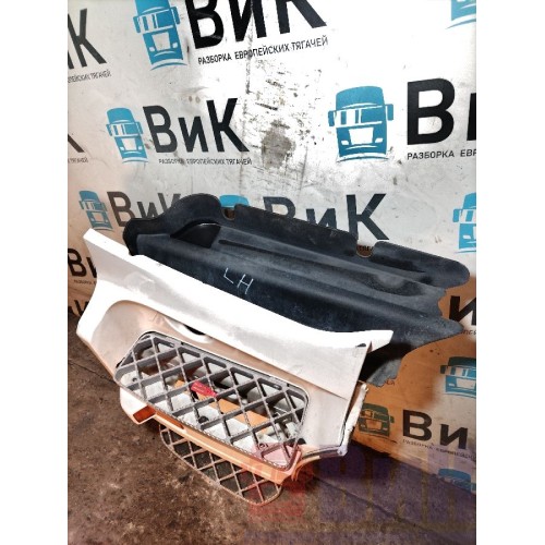 Подножка основная Scania R440 176096 в сборе с экраном LH (775), 1732322-2
