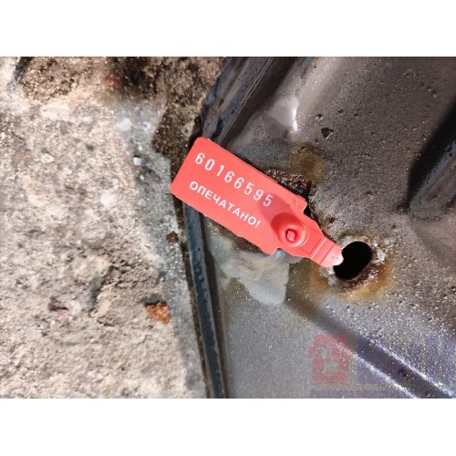 Кронштейн полукрыла Scania R440 176096 передний RH (595), -4