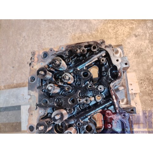 Головка блока цилиндров (ГБЦ) DAF 105 (резьба под топл.трубку М18) 015999 (526), -1