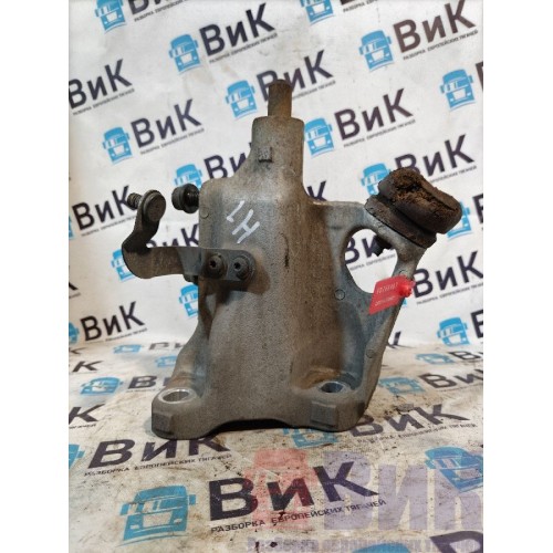 Кронштейн торсиона Scania R440 176096 LH (467), 2133302-2