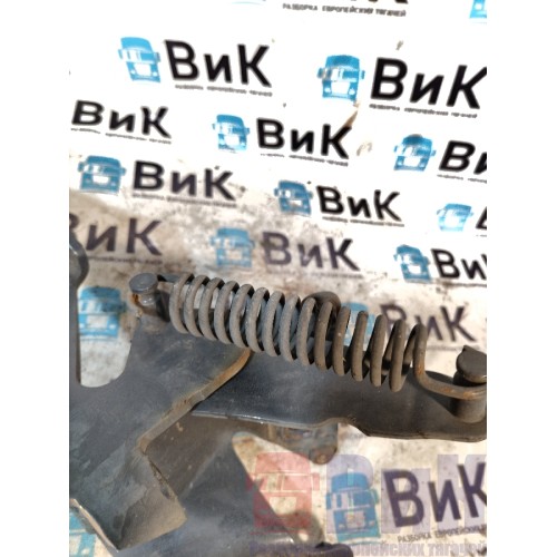 Петля подножки обслуживания Scania R440 176096 LH (453), 1785546-4