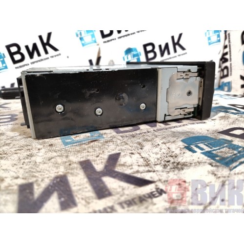 Магнитола Renault T 017895 (558), -2