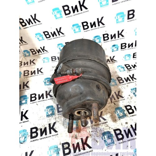 Энергоаккумулятор Scania R440 176096 задний RH с деф. (411), 