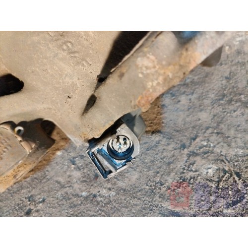 Суппорт передний Scania R440 176096 LH (399), -6