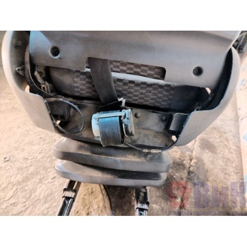 Сиденье водительское MAN TGA 086712 на воздухе с деф. (292), -3