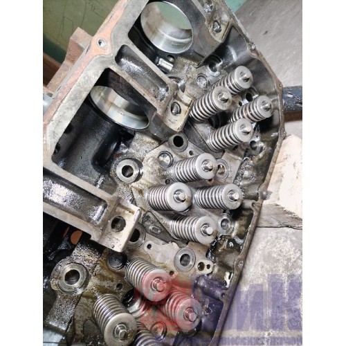 Головка блока цилиндров (ГБЦ) Iveco stralis Cursor10 387632 (171), 504116566-8