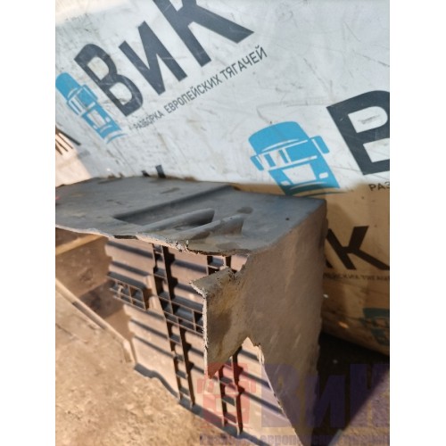 Крышка ящика АКБ Scania G 400 DC13 PDE 084171 с деф-ми (031), 1798252-6