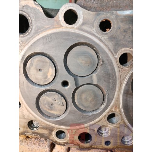 Головка блока цилиндров (ГБЦ) IVECO EuroStar Cursor 10 E3 160577 (971), 500332004-6