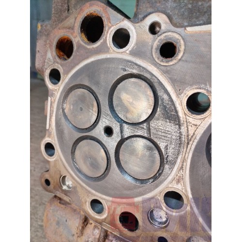 Головка блока цилиндров (ГБЦ) IVECO EuroStar Cursor 10 E3 160577 (971), 500332004-18