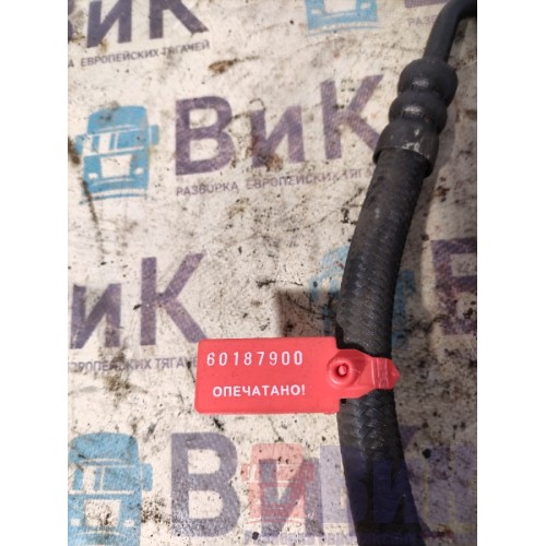 Трубка подачи масла в турбину IVECO EuroStar Cursor 10 E3 160577 (900), -1