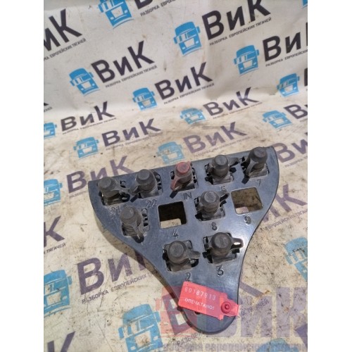 Кронштейн с фитингами под ящик АКБ MAN TGX 18.400 052265 (913), 