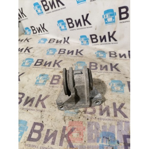 Подушка радиатора MAN TGX 18.400 052265 LH (816), -1