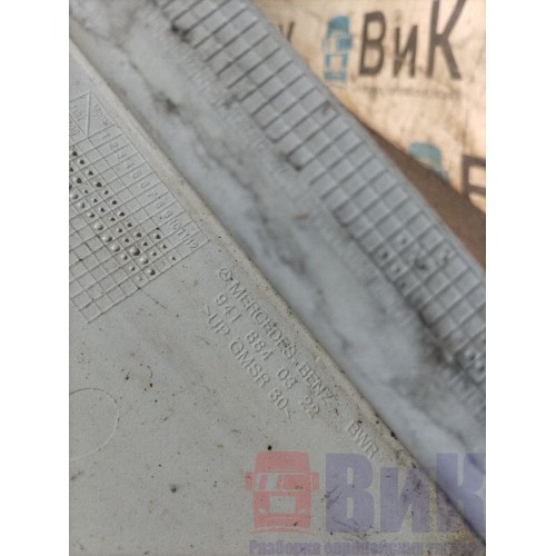 Дефлектор кабины Mercedes Actros 477903 RH (деф.) (513), 9418840322-6