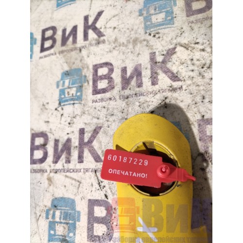 Кронштейн стойки зеркала Scania 5 верхний RH (229), -2