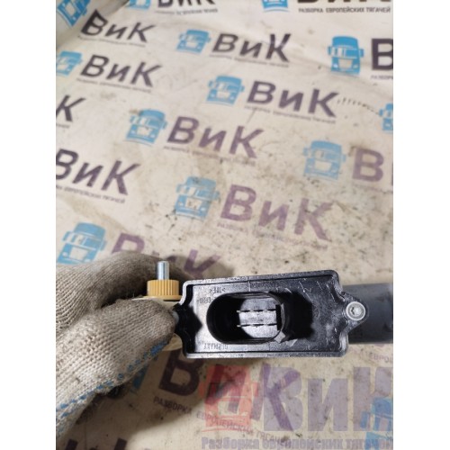 Моторчик стеклоподъемника MAN TGX 635933 RH (791), 81286016138-3