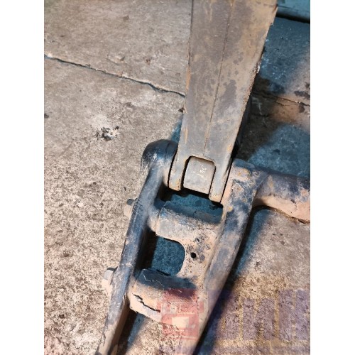 Торсион кабины DAF 105 848404 (амортизаторы люфтят) (082), -2