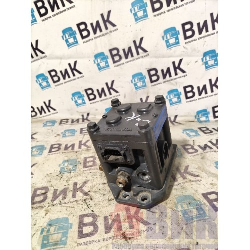 Блок клапанов горного тормоза Scania R6 XPI DC13 156776 (821), 2070038-5