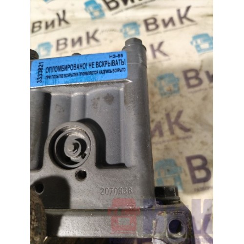 Блок клапанов горного тормоза Scania R6 XPI DC13 156776 (821), 2070038-1