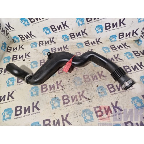 Патрубок вентиляции картерных газов Scania R6 XPI DC13 156776 (693), 1823868