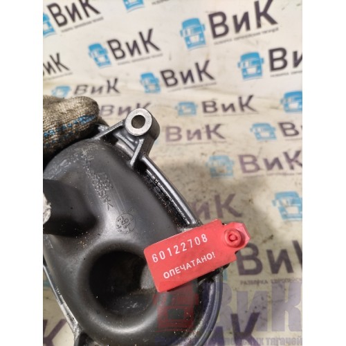 Крышка термостата Scania R6 XPI DC13 156776 (708), 2074537-1