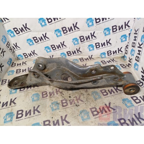 Кронштейн замка кабины Sitrak C7H 611827 (279), AZ16D4440000