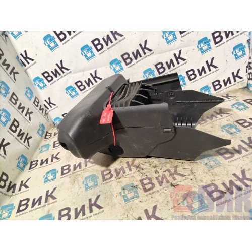 Кожух рулевой колонки Sitrak C7H 611827 (213), AZ9625470002-6