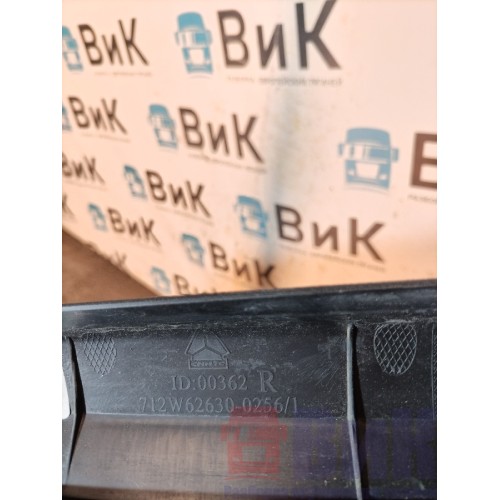 Рамка двери Sitrak C7H 611827 RH (240), 712W62630025-3