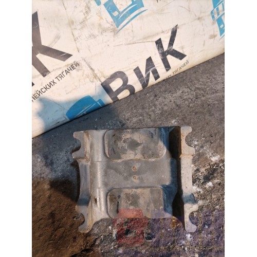 Проставка под стремянки Sitrak C7H 611827 (137), 712W41335000-2