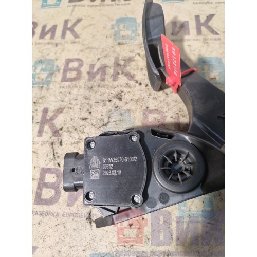 Педаль газа Sitrak C7H 611827 (118), 811W25970610-1