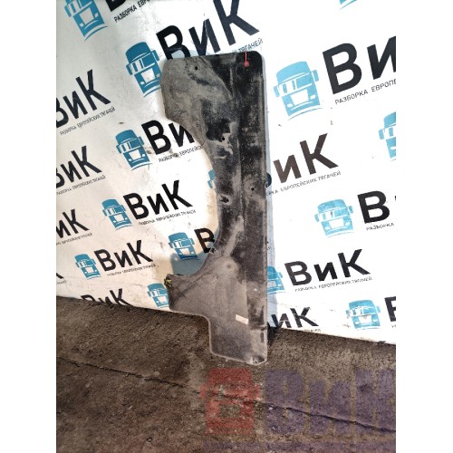 Пыльник двигателя Sitrak C7H 611827 RH (109), YZ16D2690000-1