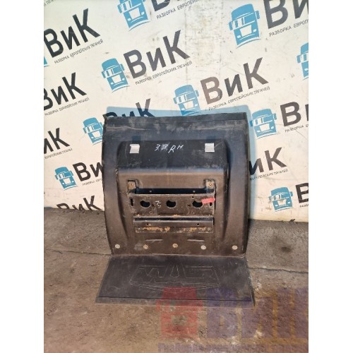 Полукрыло заднее заднее RH Sitrak C7H 611827 (075), 