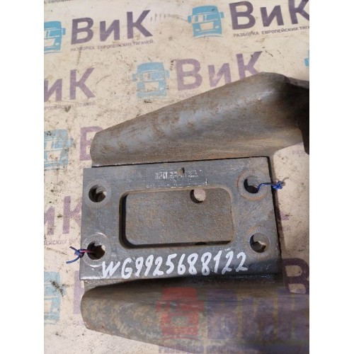 Кронштейн заднего амортизатора Sitrak C7H 611827 верхний (995), WG9925688122-2