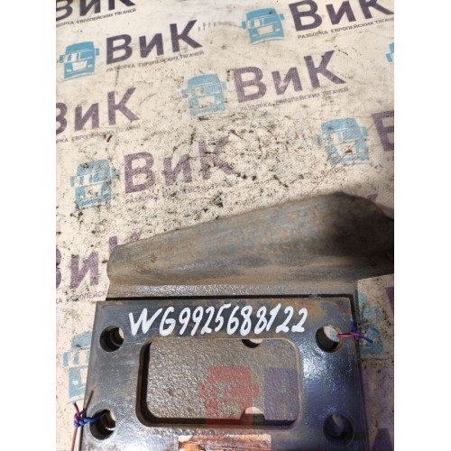 Кронштейн заднего амортизатора Sitrak C7H 611827 верхний (996), WG9925688122-3