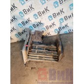 Ящик АКБ Renault T 002550 в сборе деф. (531)