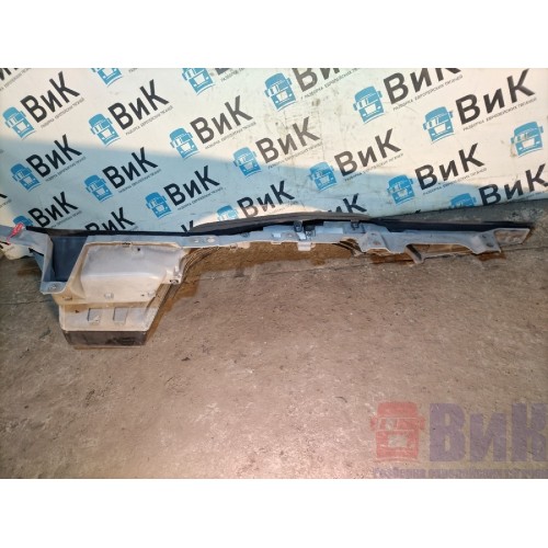 Подножка верхняя Renault T 018688 с продолжением кабины RH (545), 82218103-3