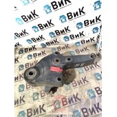 Кронштейн передней рессоры Renault T 018688 задний RH (415)