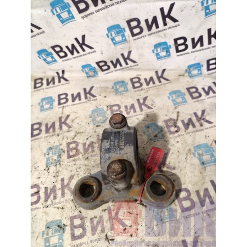 Кронштейн переднего стабилизатора Renault T 018688 (422), 22119002