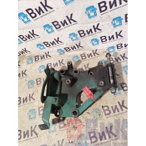 Кронштейн генератора (кронштейн компрессора кондиционера) Volvo FH 4 D13K 785702 (206), 22026927