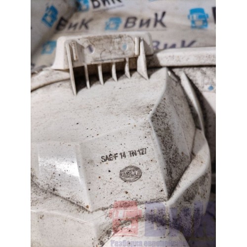 Фара противотуманная DAF 106 XF 181944 RH (439), 17601902-4