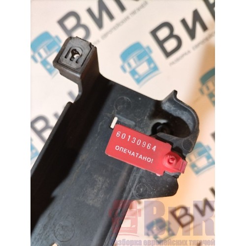 Кронштейн проводки DAF 106 181944 внутренний из 3-х частей LH (964), 1810638-2